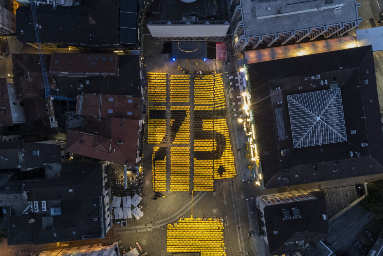 Locarno: 75mo Locarno Film Festival,  Piazza Grande Nella foto, veduta panoramica aerea della Piazza Grande allestita per il 75mo Locarno Film Festival. © Ti-Press / Samuel Golay