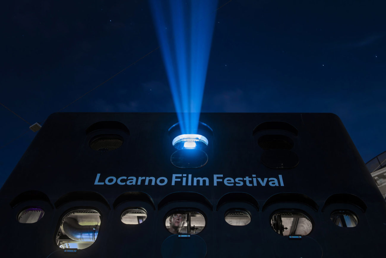a moment of the projection in the Piazza Grande at the 75 Locarno Film Festival, Tuesday, 02 August 2022. © Locarno Film Festival / Ti-Press / Samuel Golay